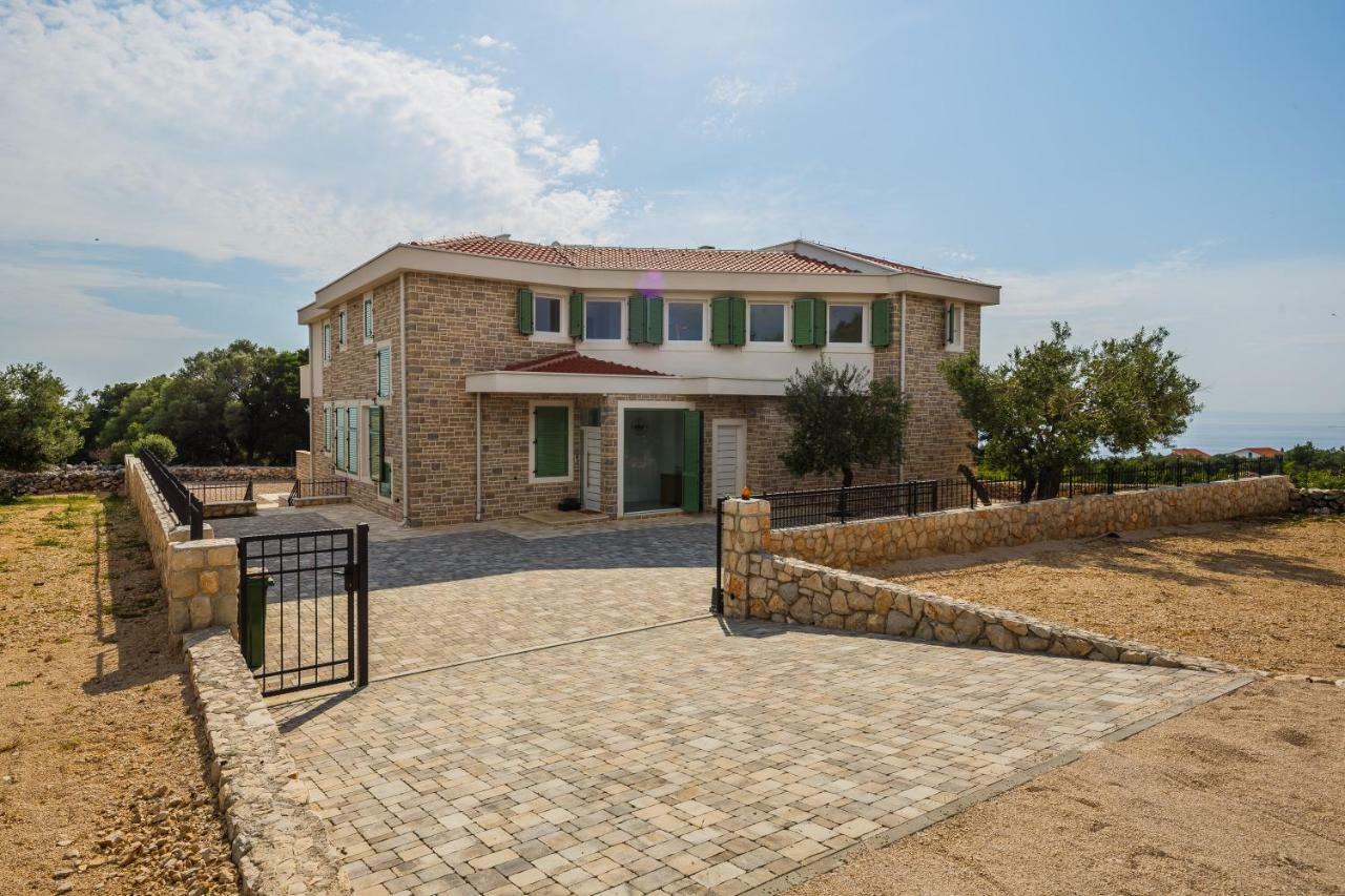 Villa Bramasole Lun Novalja Bagian luar foto