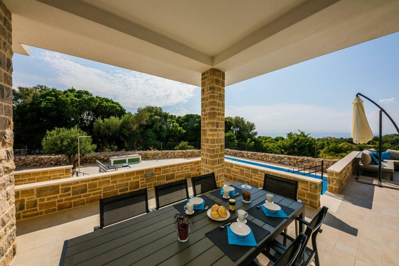 Villa Bramasole Lun Novalja Bagian luar foto