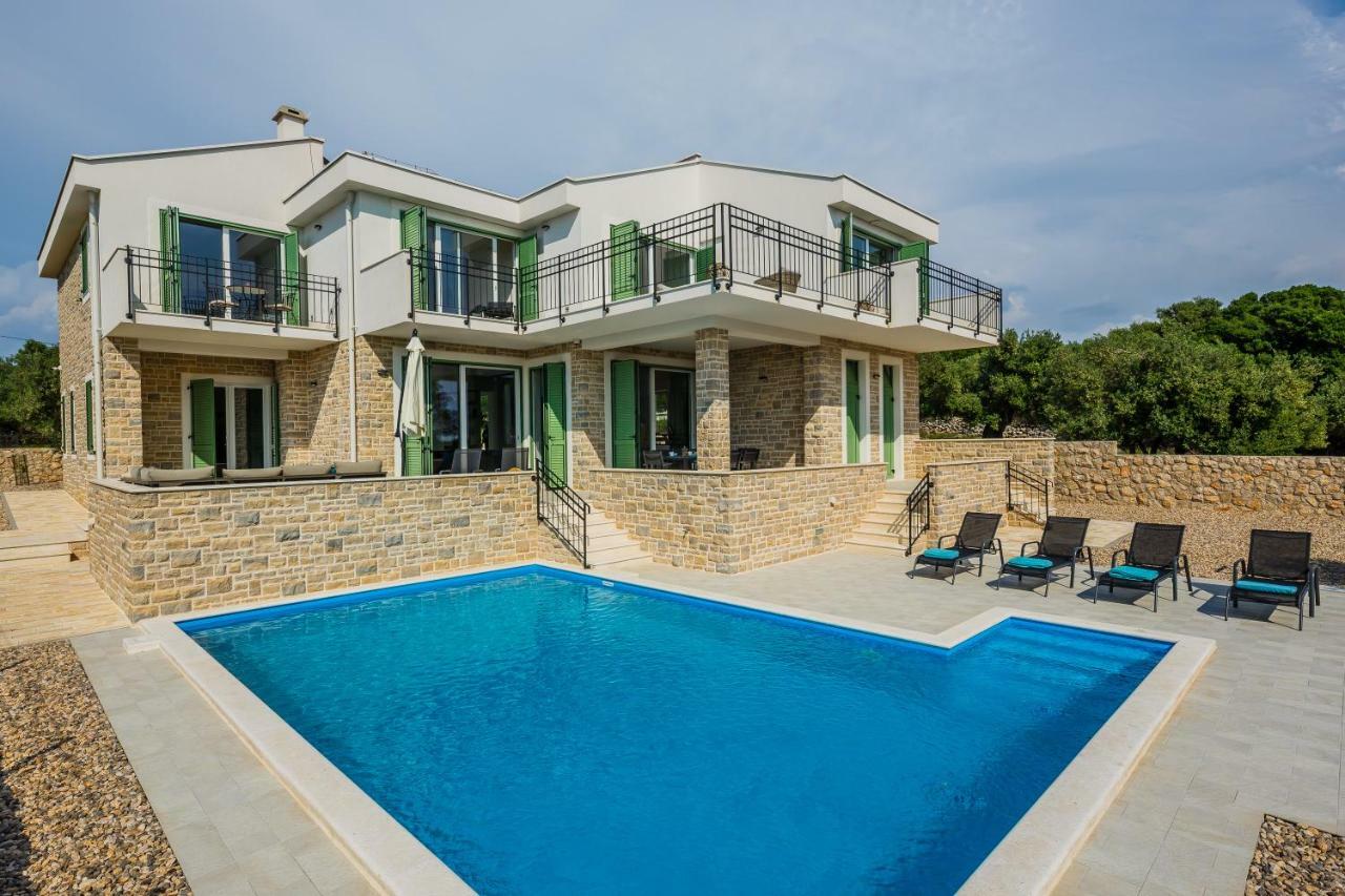 Villa Bramasole Lun Novalja Bagian luar foto