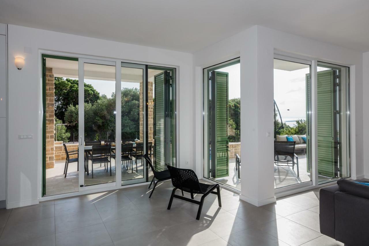 Villa Bramasole Lun Novalja Bagian luar foto