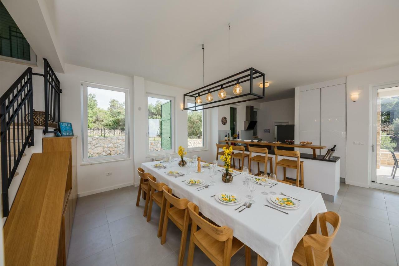 Villa Bramasole Lun Novalja Bagian luar foto