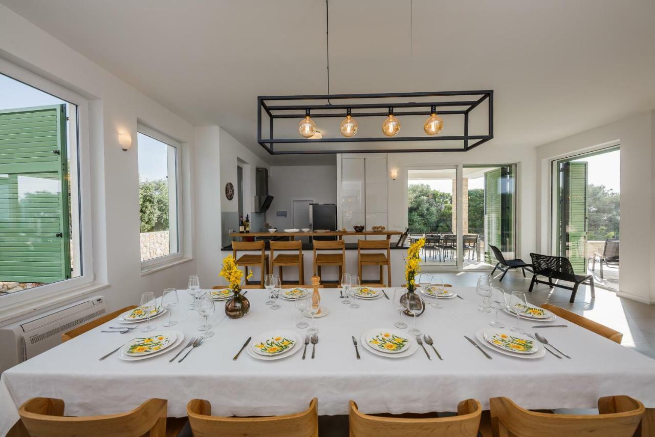 Villa Bramasole Lun Novalja Bagian luar foto