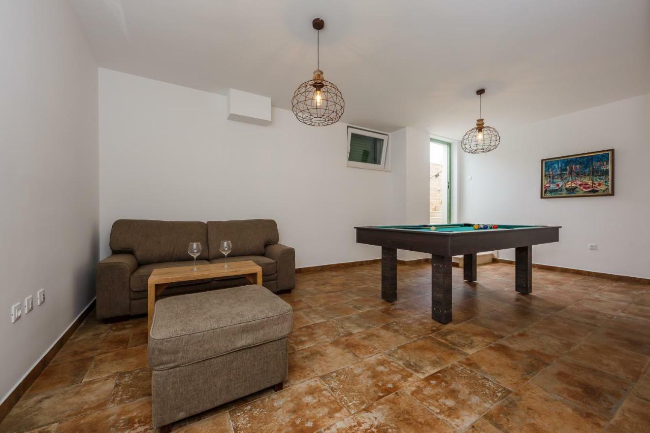 Villa Bramasole Lun Novalja Bagian luar foto